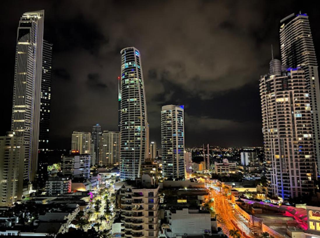 Luxury Apartment & Ocean View In Surfers Paradise Gold Coast Zewnętrze zdjęcie